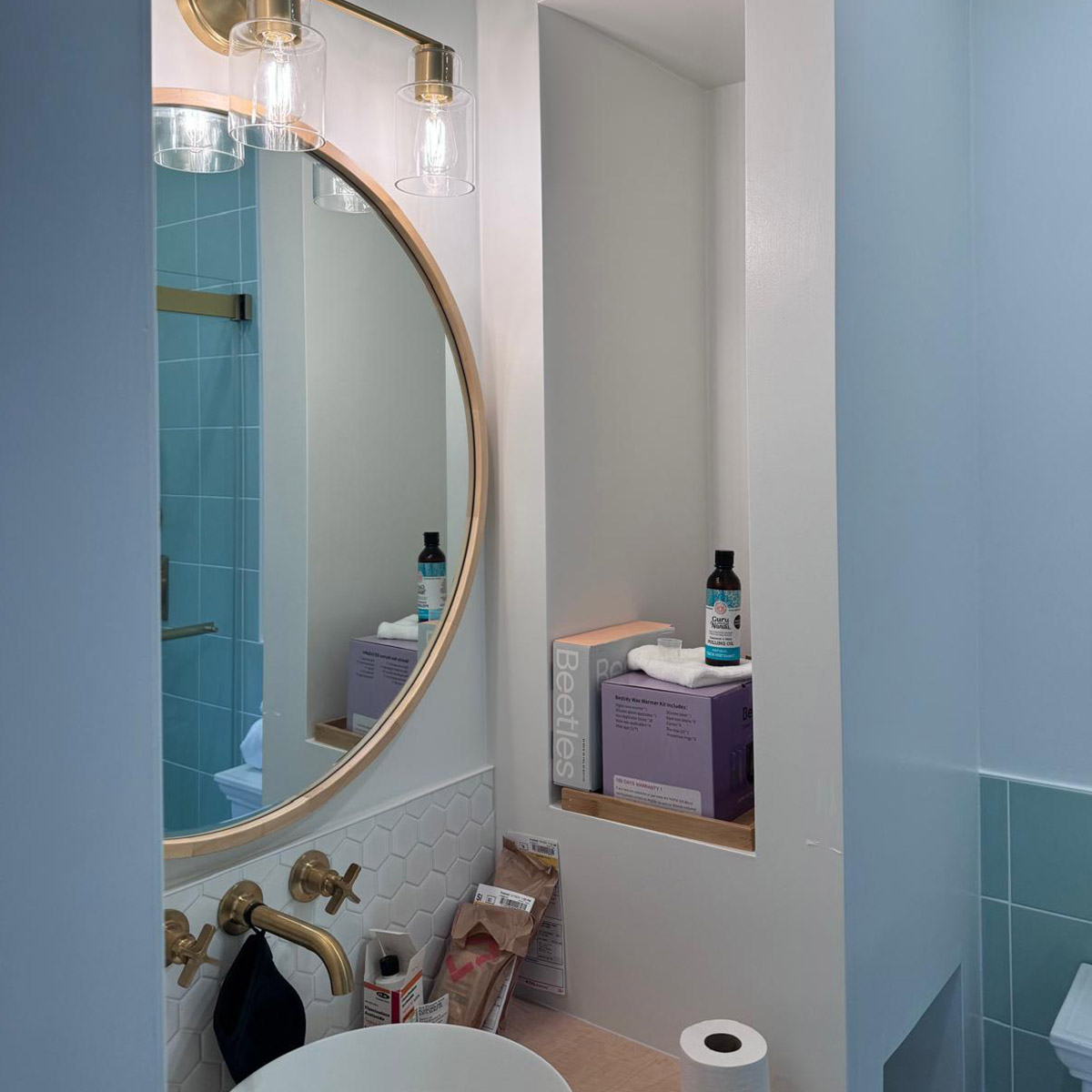 Mosaic Texture & Functional Luxury