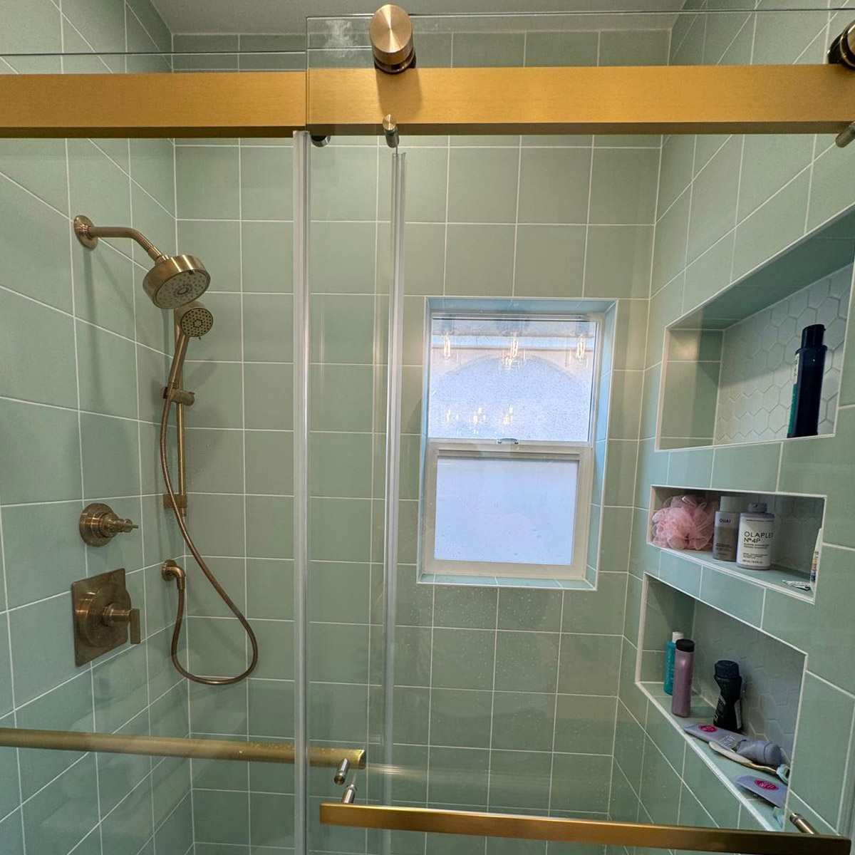 Mosaic Texture & Functional Luxury