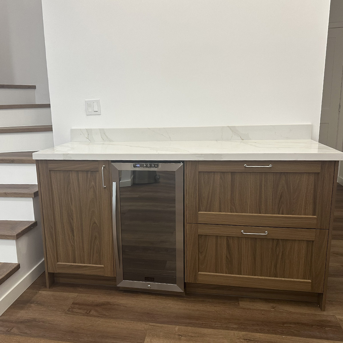 Minimalist Flow & Open Concept